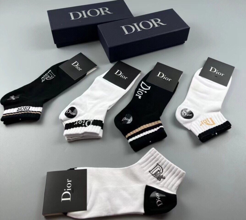 DIOR